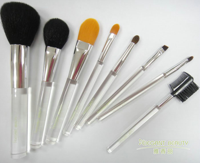 定制化妝刷套裝時(shí)，有哪些個(gè)性化元素可以加入？